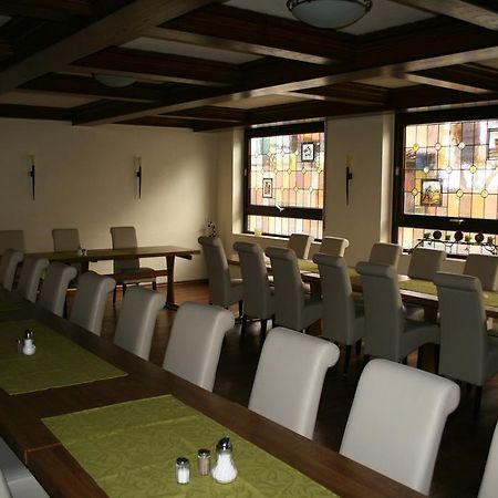 施万恩餐厅酒店 Bruchköbel 外观 照片
